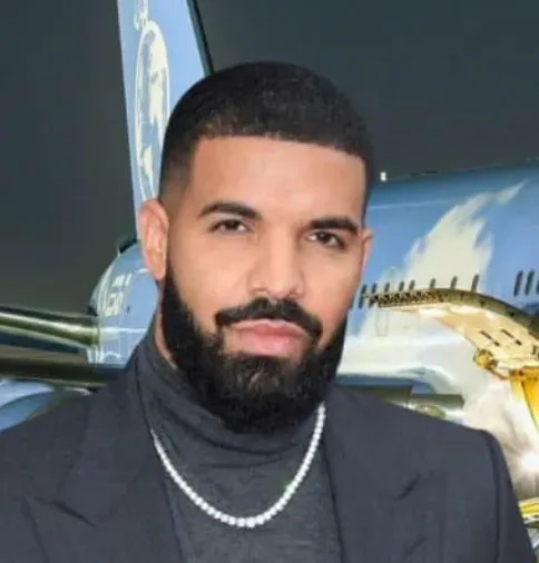 Drake fyno curator photo