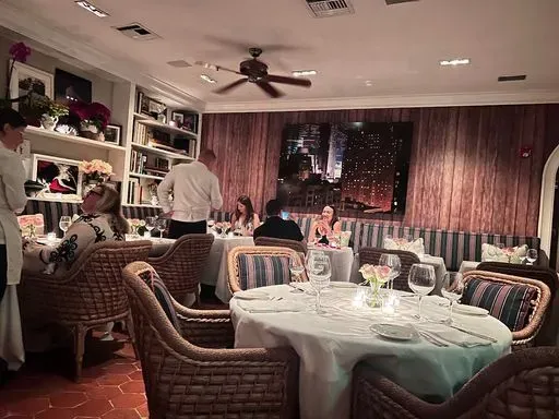 Whiskey Lounge at Casa Tua Garden preview image