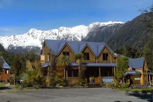 Fox Glacier Lodge in Glaciers region of New Zealand