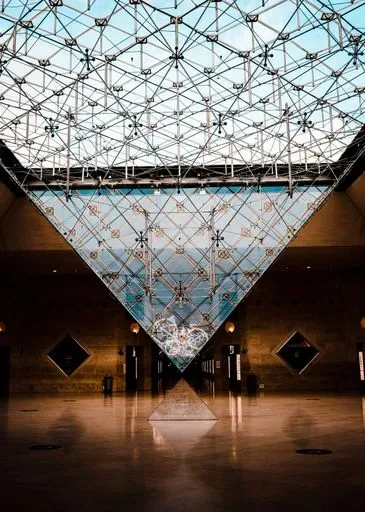 Louvre Museum preview image