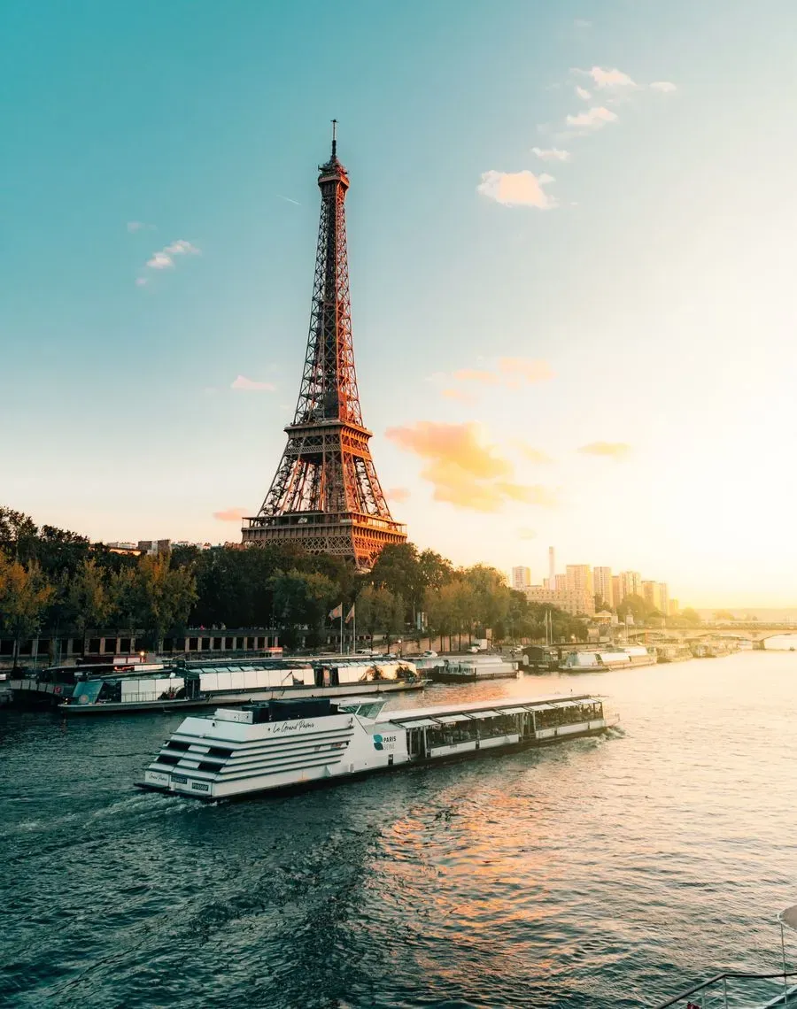 Parisian escape cover photo