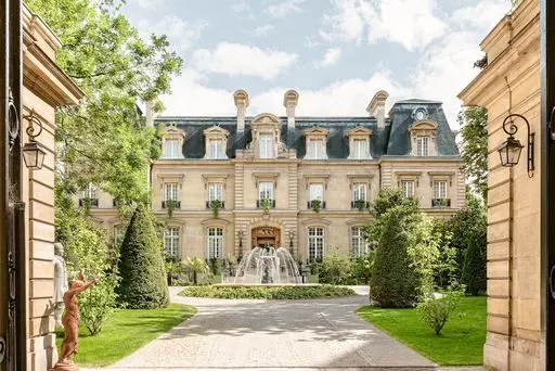 Saint James Paris in Paris region of Paris