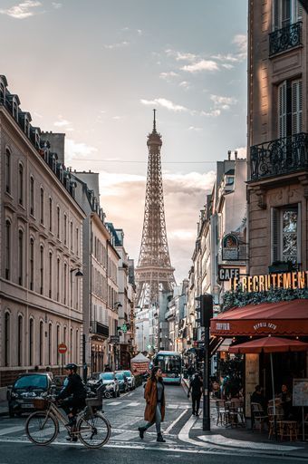 Paris destination image