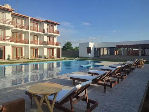 Hotel La Colina preview image