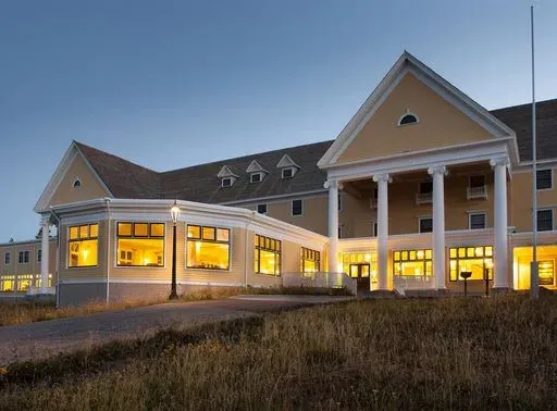 Lake Yellowstone Hotel preview image