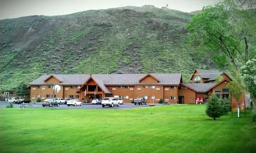Yellowstone Village Inn in Mammoth region of Yellowstone