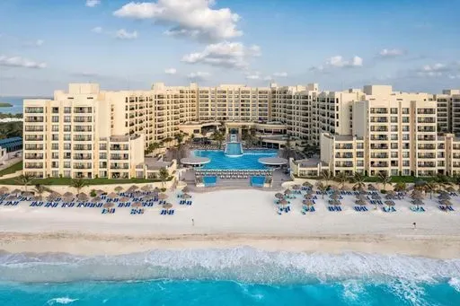 Holiday Inn Club Vacations The Royal Sands All Inclusive preview image