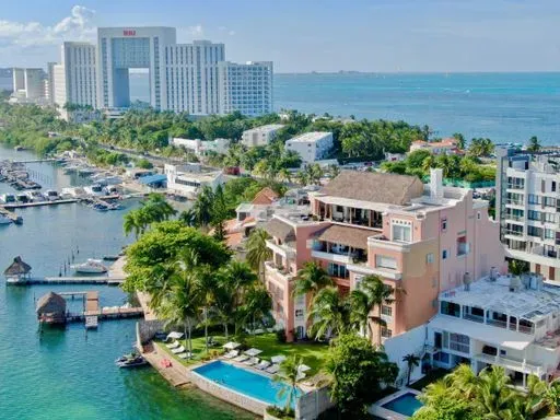 Casa Las Tortugas in Cancún region of Yucatan