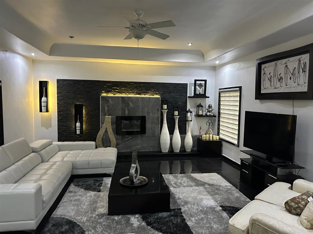 OLMOS ESQ. PASEO DE LAS PALMAS, RESIDENCIAL LONGORIA