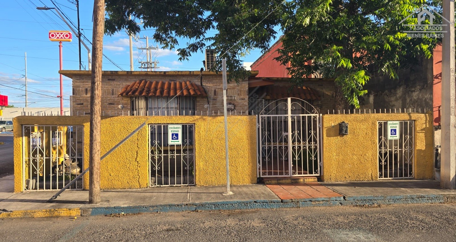 PRIV. AQUILES SERDAN #2301 COL. FERROCARRIL 