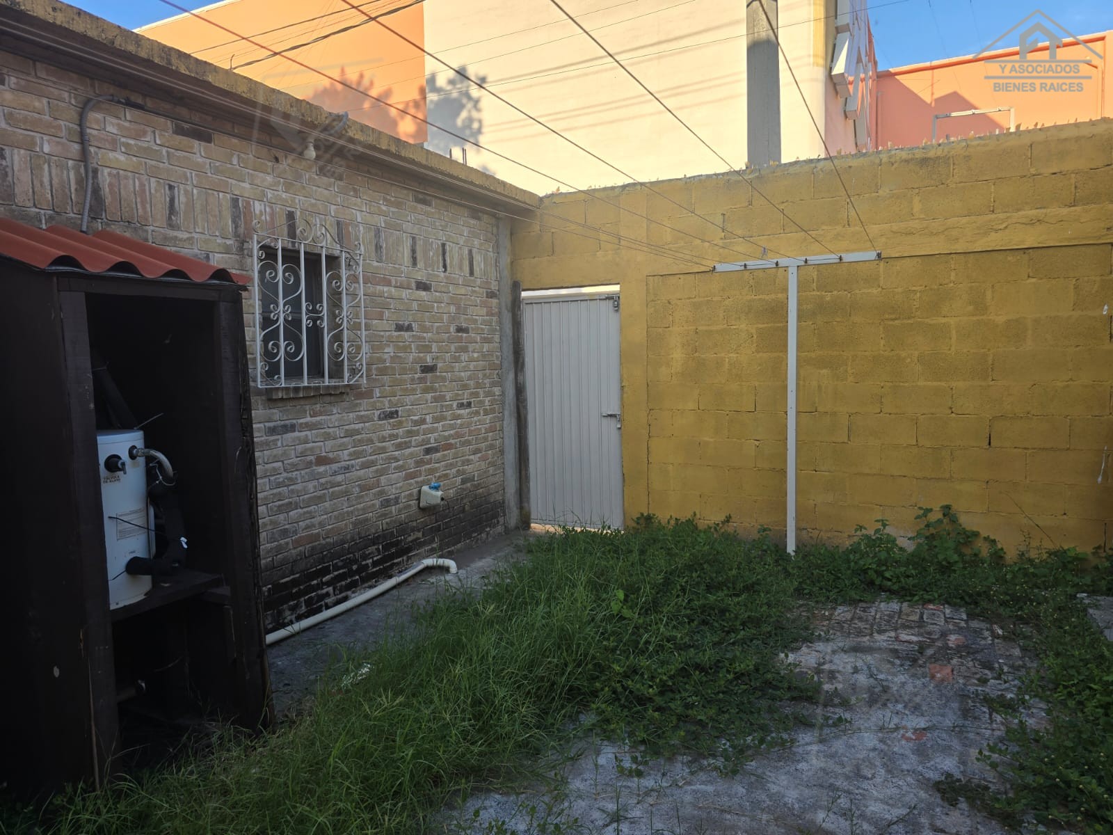 PRIV. AQUILES SERDAN #2301 COL. FERROCARRIL 