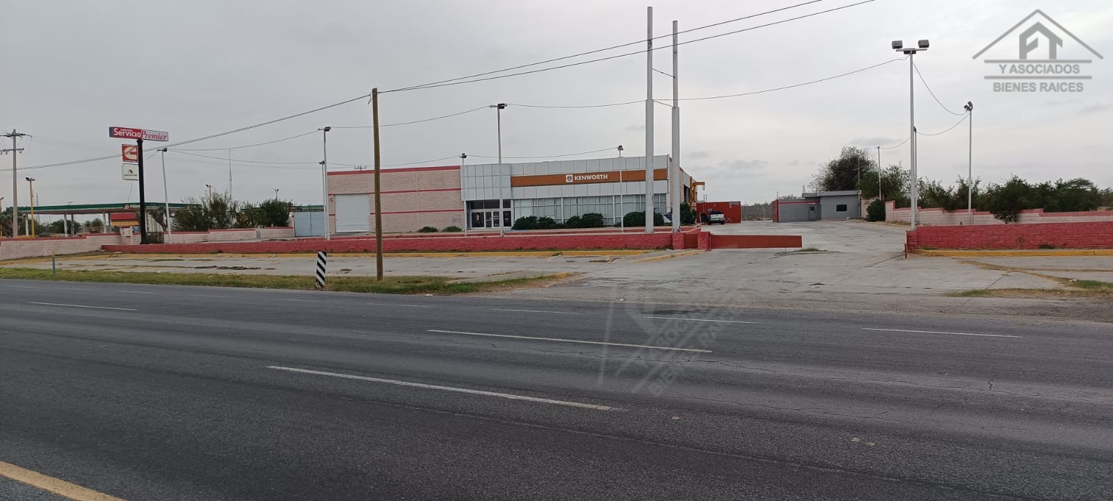 CARRETERA NACIONAL KM 208, COL. AMERICA 14 LADO PTE
