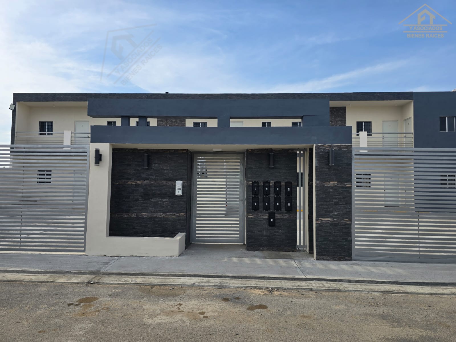 PEDREGAL DE SAN ANGEL #8340 FRACC. GRAND BLVD