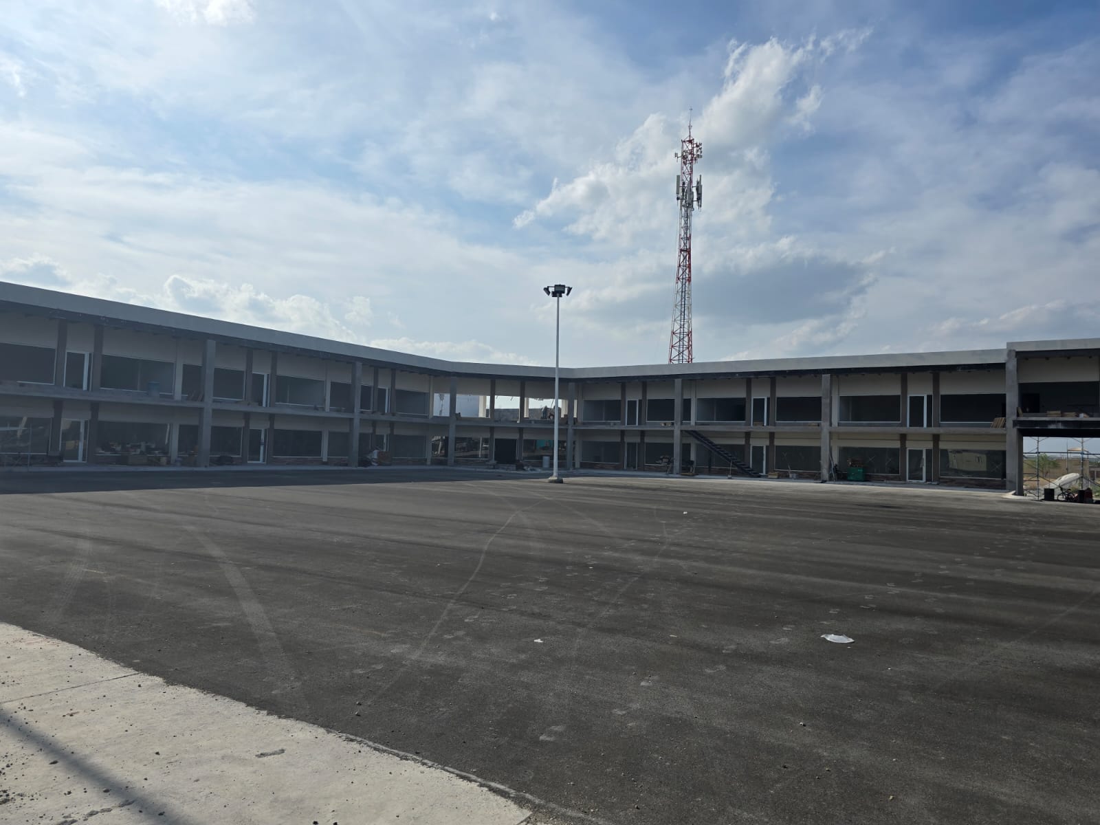 PLAZA COMERCIAL TUXPAN
