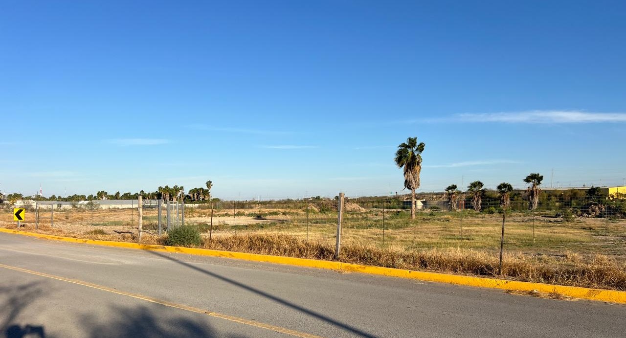 VALLADOLID S/N , COL. LA PAZ