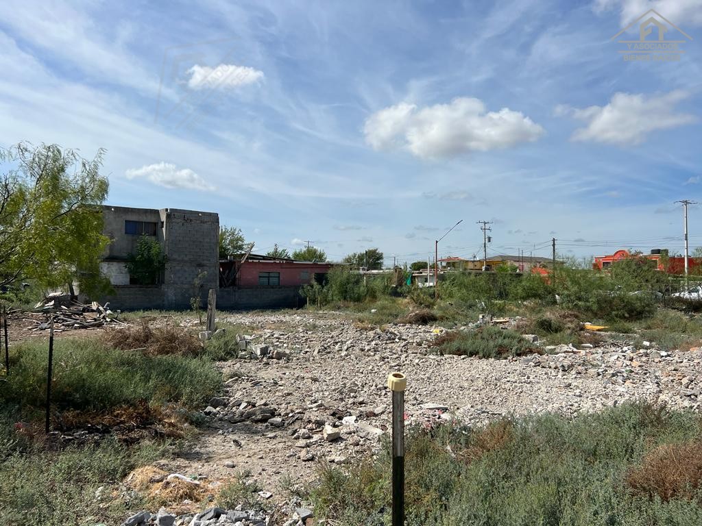 CANALES Y PUERTO VALLARTA, COL. BUENAVISTA