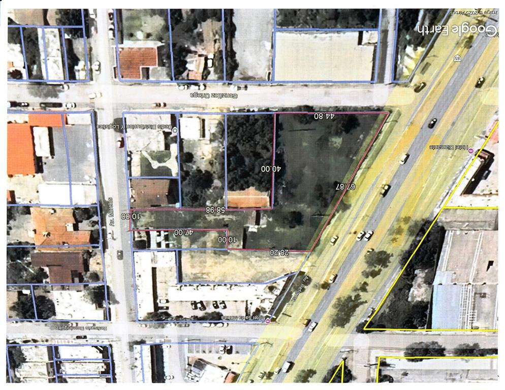 AV. REFORMA ESQ. GONZALEZ ORTEGA COL. MADERO