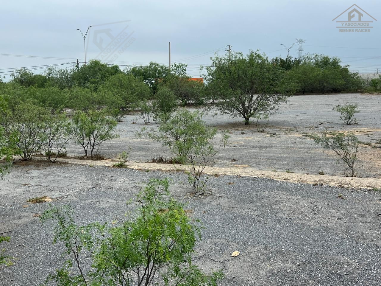 CARRETERA NACIONAL KM 15 LADO PONIENTE