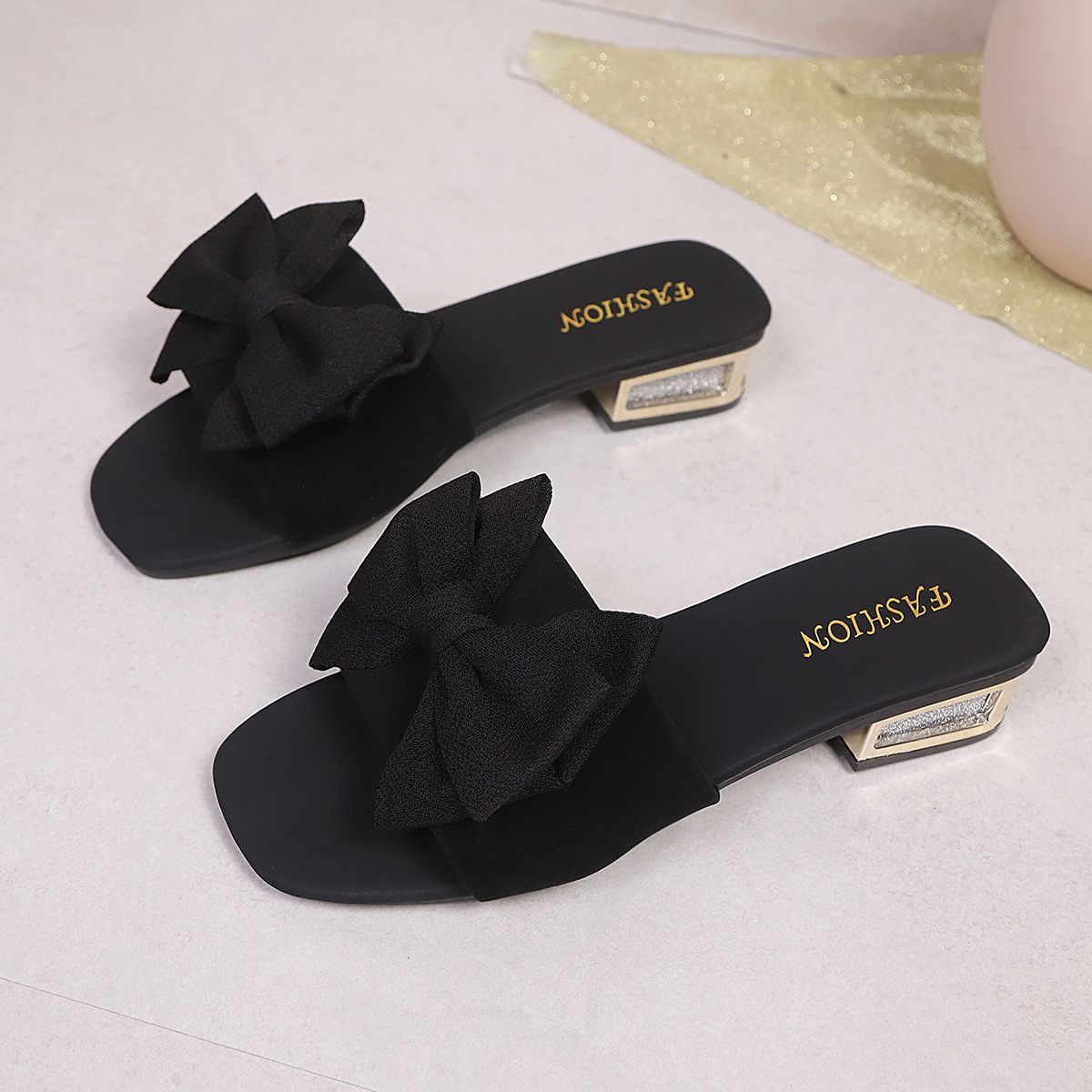 Sandales plates à nœud papillon miniature 3