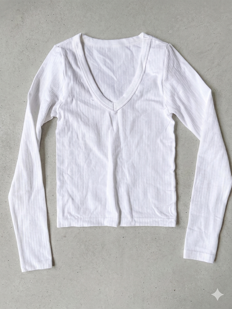No Boundaries Seamless Long-Sleeve Ribbed V-Neck Top 3