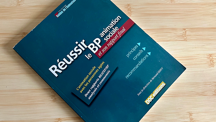 Jusqu'à 800 euros pour acheter le livre "Réussir le BP JEPS Animation Sociale" ?!?