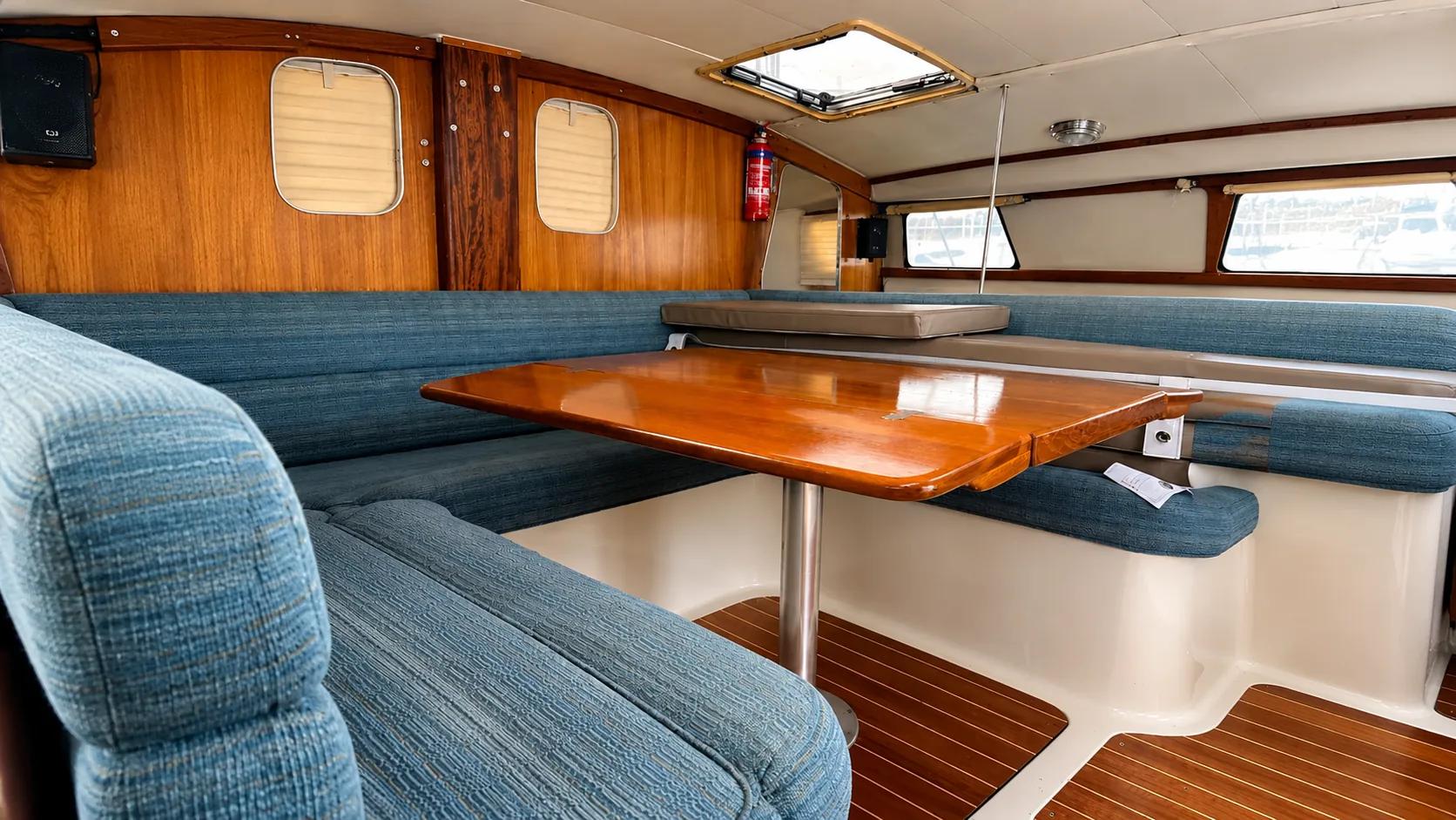 Gemeni Catamaran - view 4