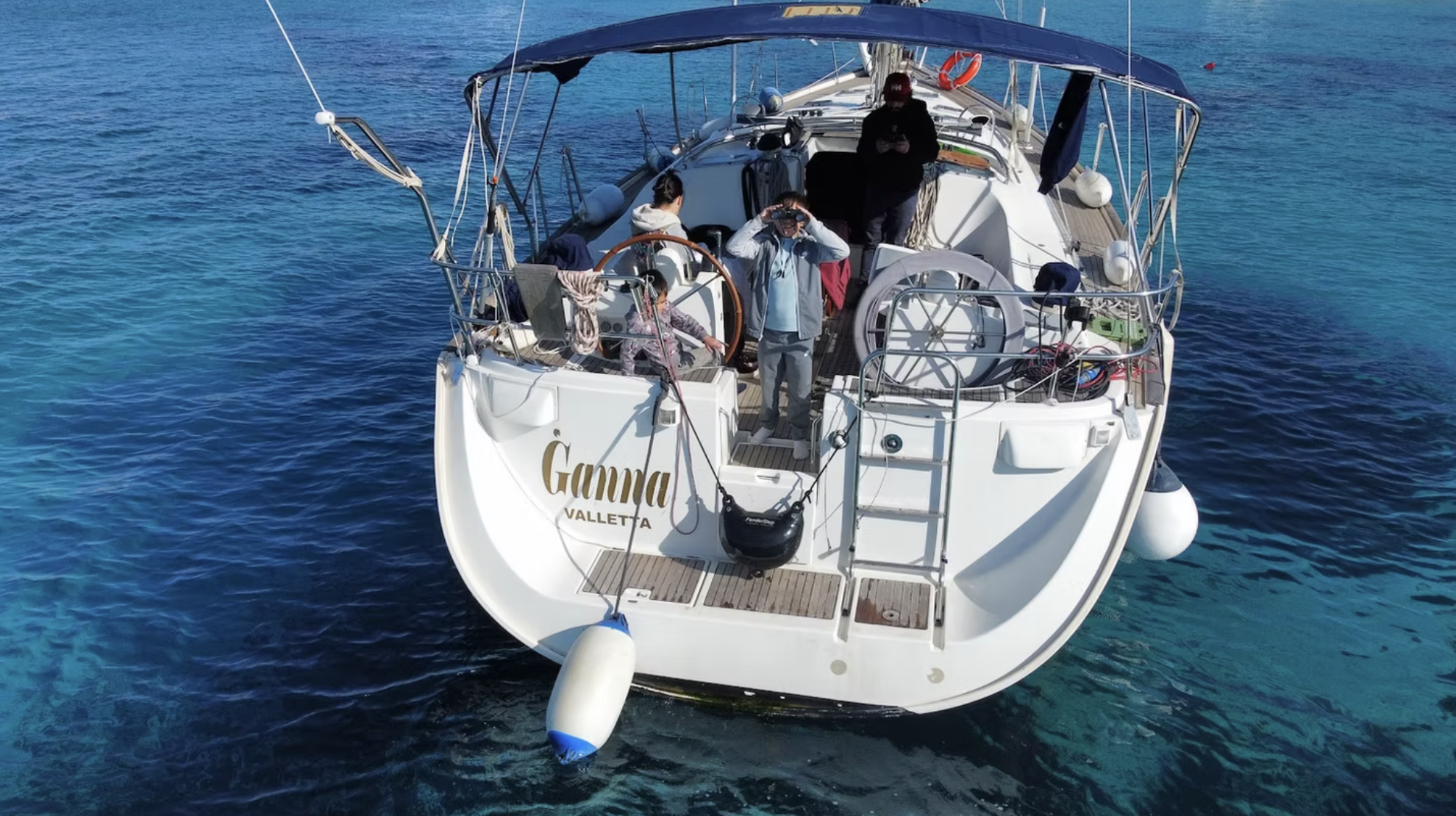 P Sailing - view 3