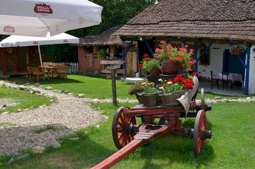 Етно село Наша авлија