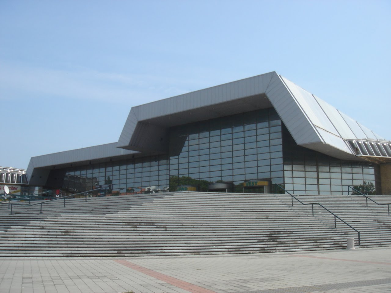 Хала Спенс