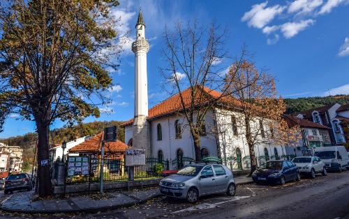 Маџмут-бегова џамија