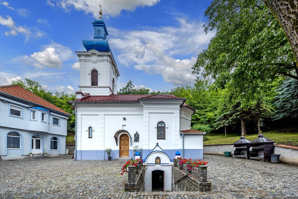 Манастир Света Петка