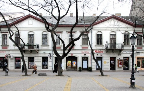 Остојића палата
