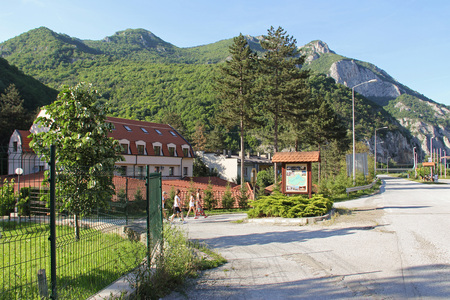 Овчар Бања