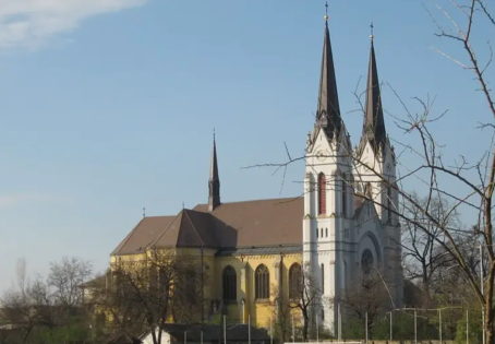 Римокатоличка црква у Футогу