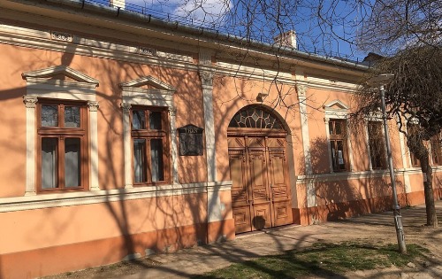 Роднa кућa браће Тан