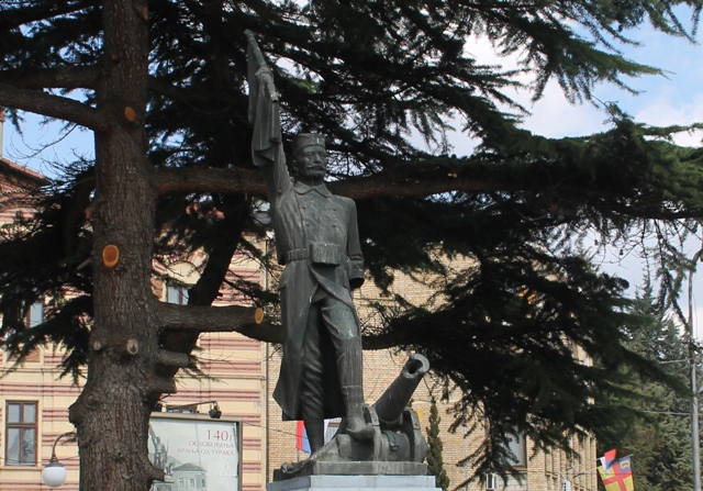 Споменик Чика Митке