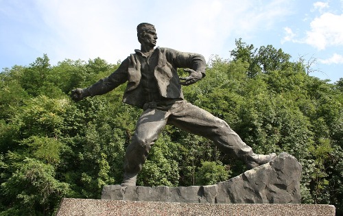 Споменик љишкој борби