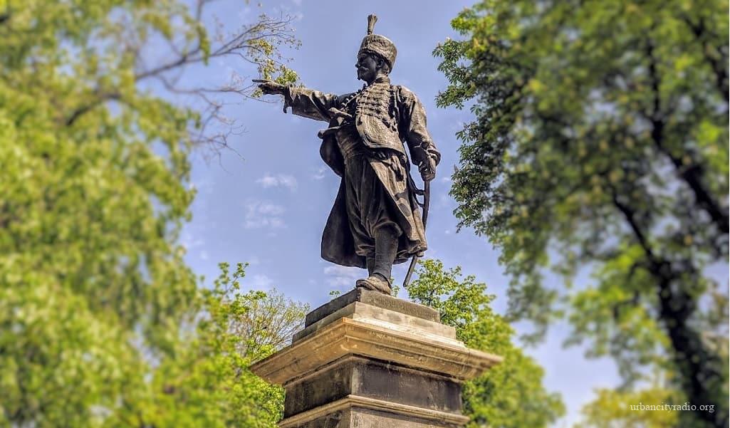Споменик Милошу Обреновићу у Пожаревцу