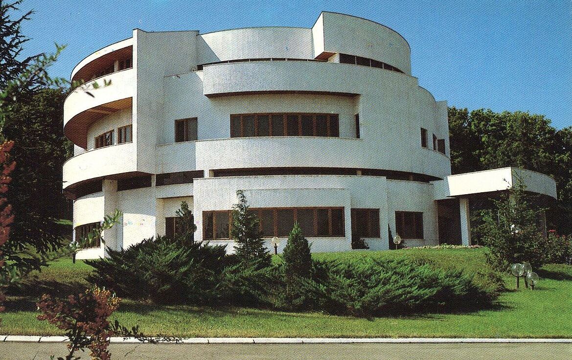 Вила Мир