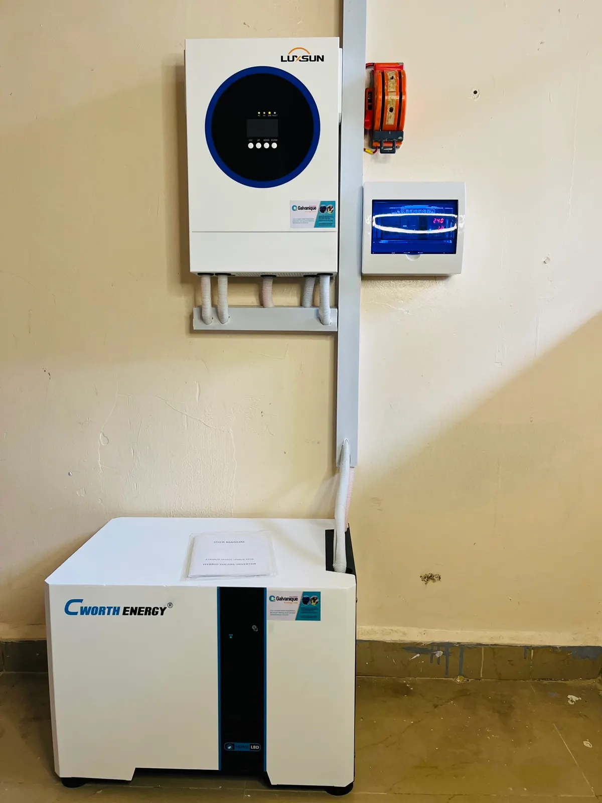 4.2KVA 5kwh Solar System, photo 3 of 4