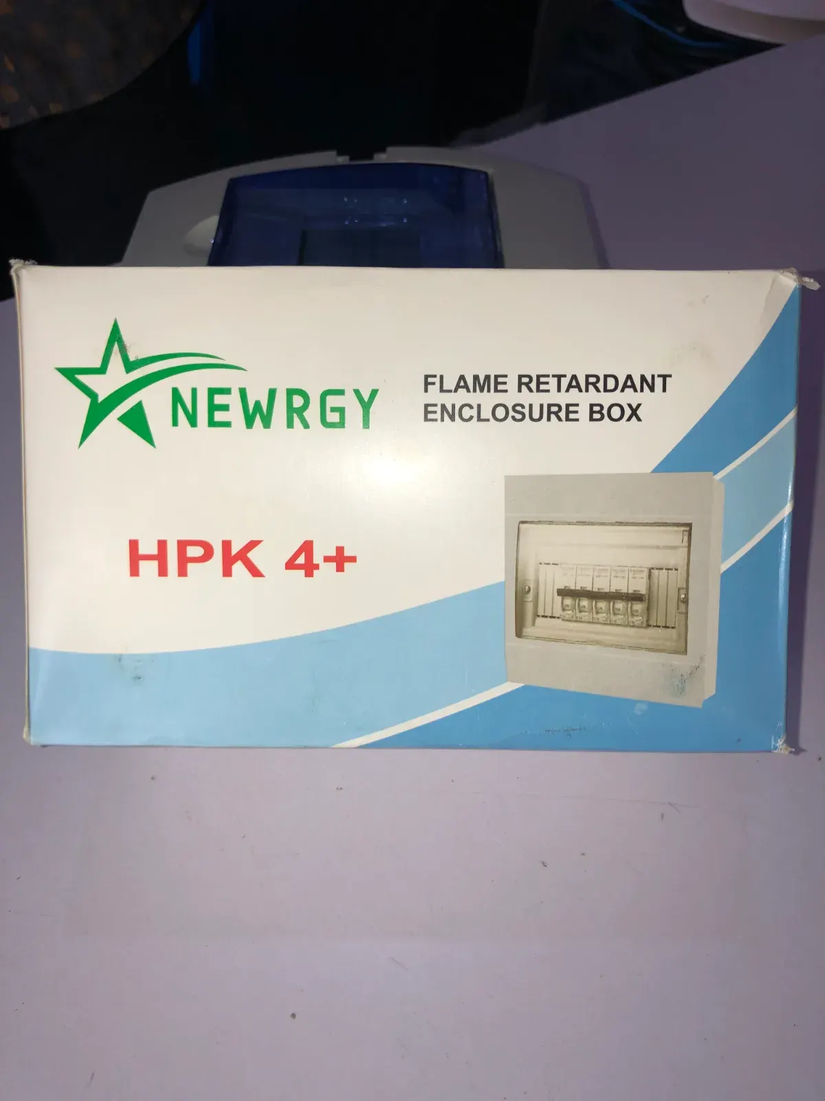 4 Way Circuit Breaker Distribution Protection Box with DIN Rail, Surface-Mounted