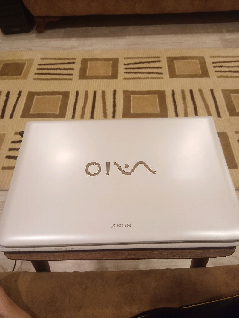 Sony laptop  2