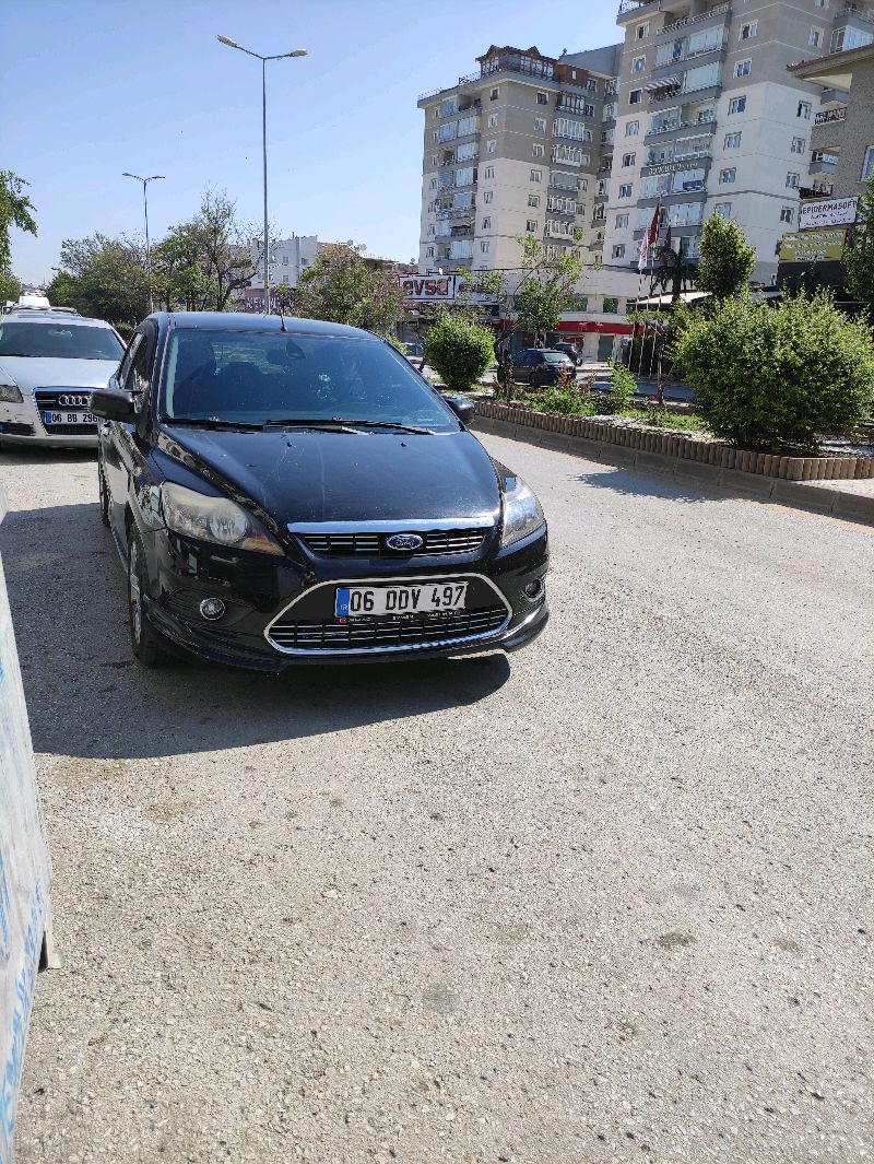FORD FOCUS TİTANYUM 1.6 3