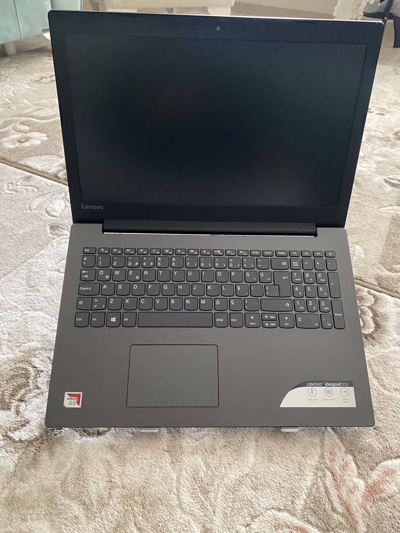 Mükemmel  temizlikte Lenovo Laptop  2