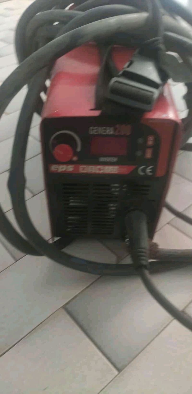 eps inverter ganera 200 amp 3 ay kullanildi ara ara 2 yil garantili 