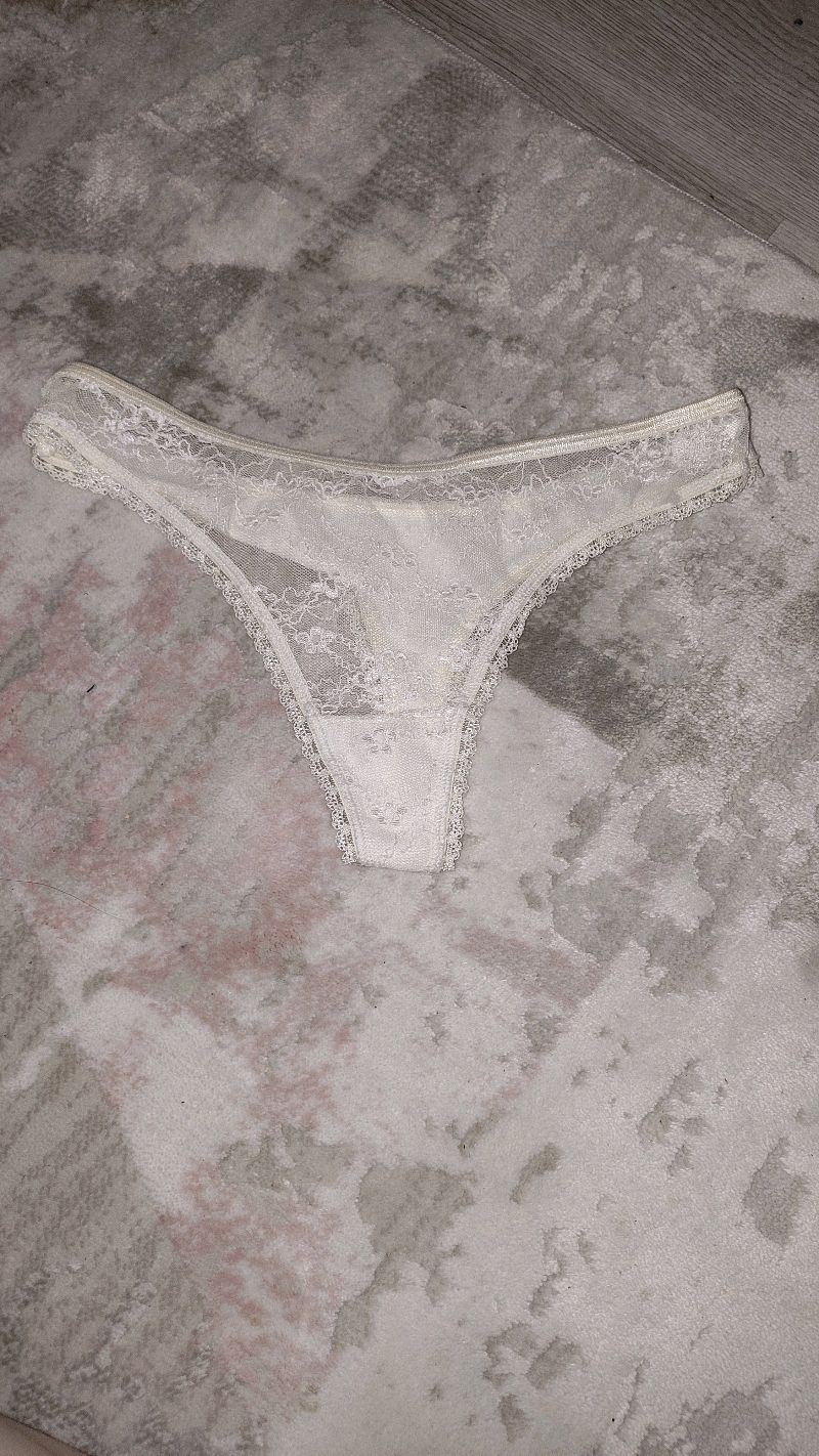 BEYAZ DANTEL TANGA İC GİYİM 2