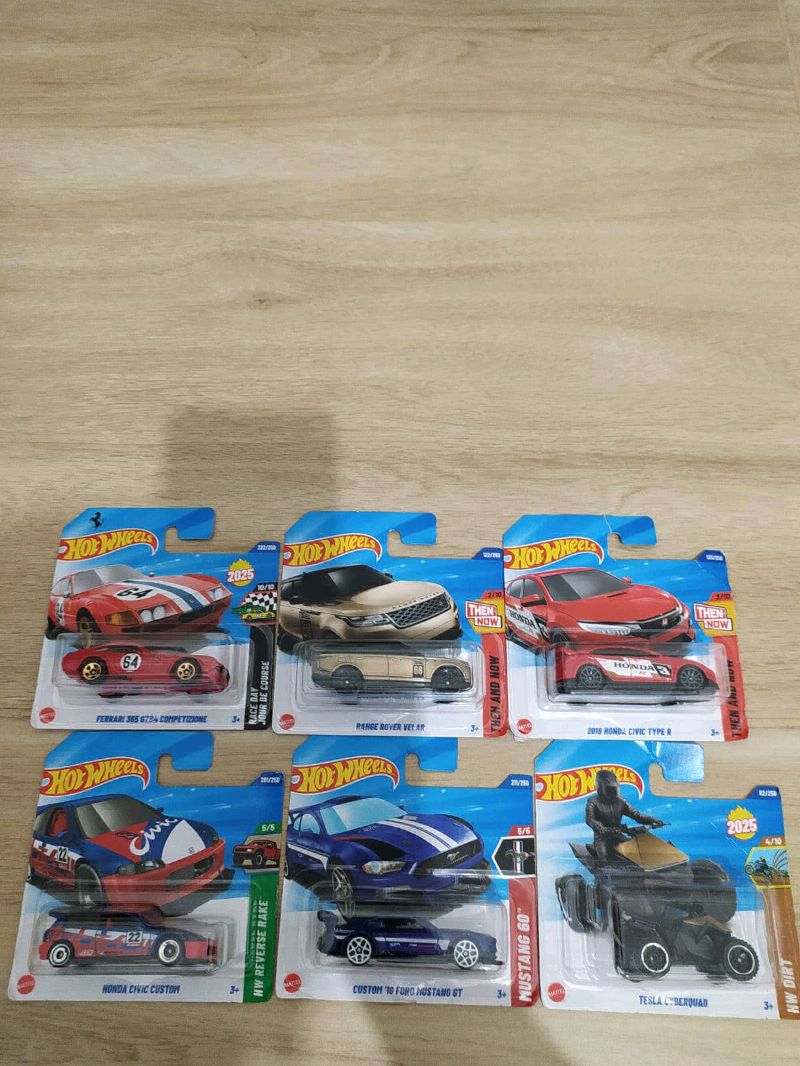 HOT WHEELS 