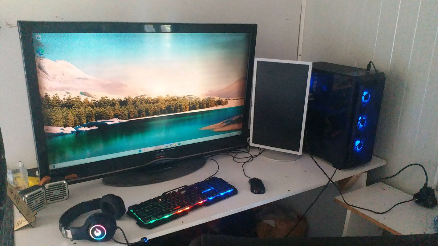 Telefon takaslı Pc