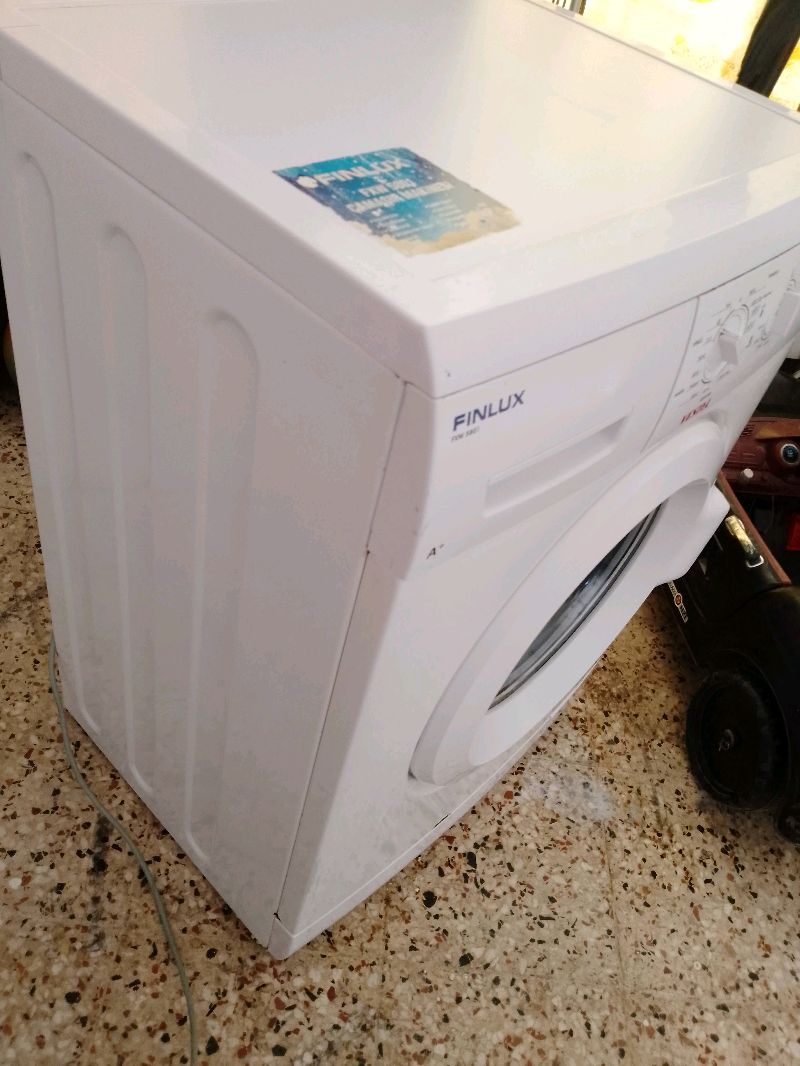 Vestel finlux 6 kiloluk çamaşır makinesi tüm kontrolleri yapılmıştır yikamasinda sıkmasında problemi yoktur temiz sorunsuz  3