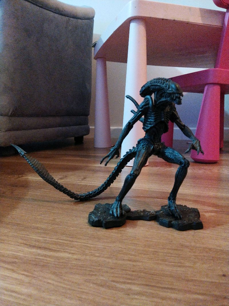 Neca Aliens vs. Predator Requiem Figür